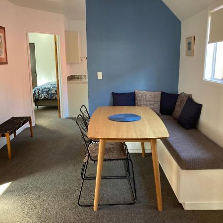 Heart Of Russell Apartment - Russell Apartment Bagian luar foto